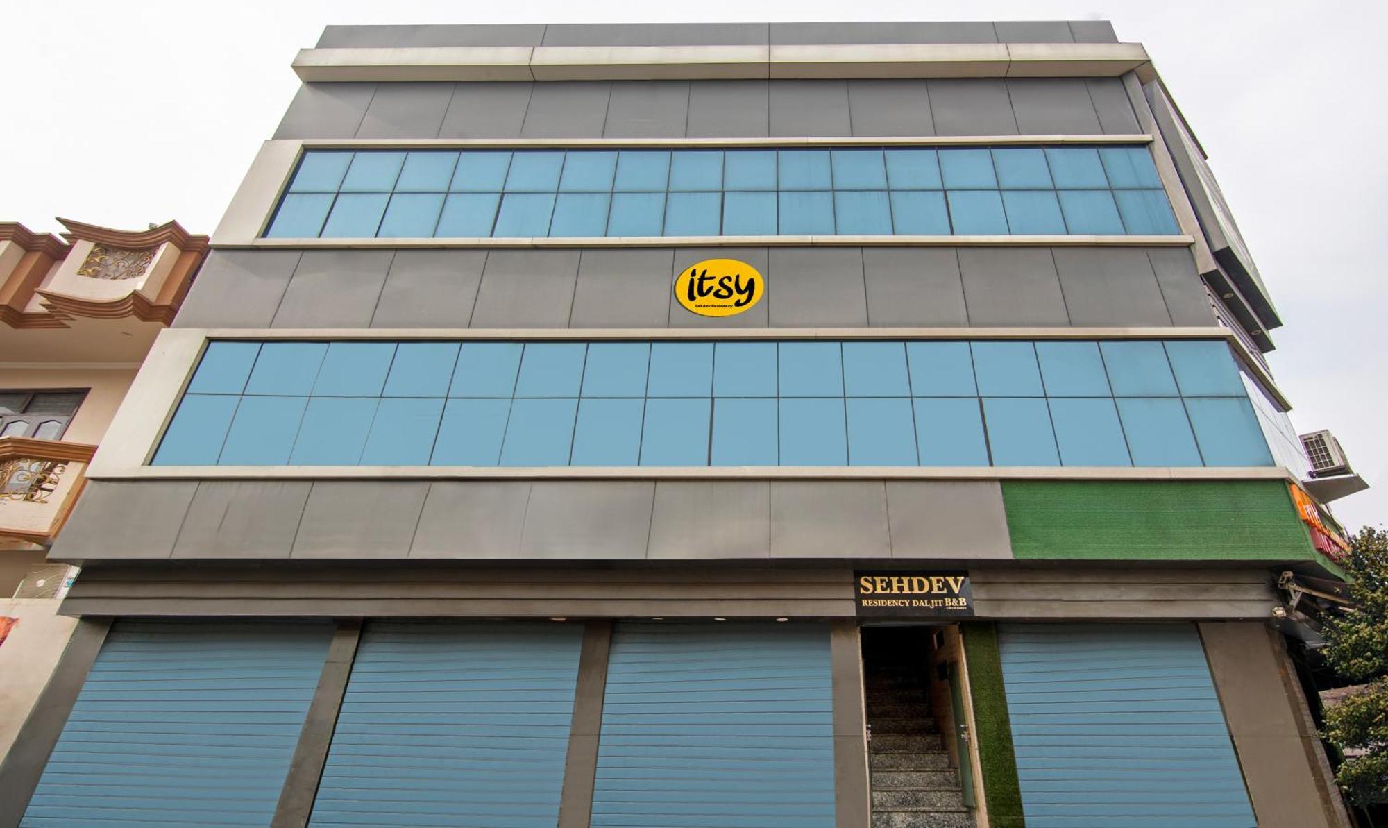 Itsy Hotels Sehdev Residency, Near Golden Temple 阿姆利则 外观 照片